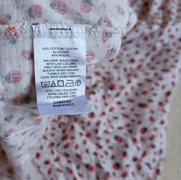 SALE! Loft 🐞 ladybug shirt - Picture 5 of 5